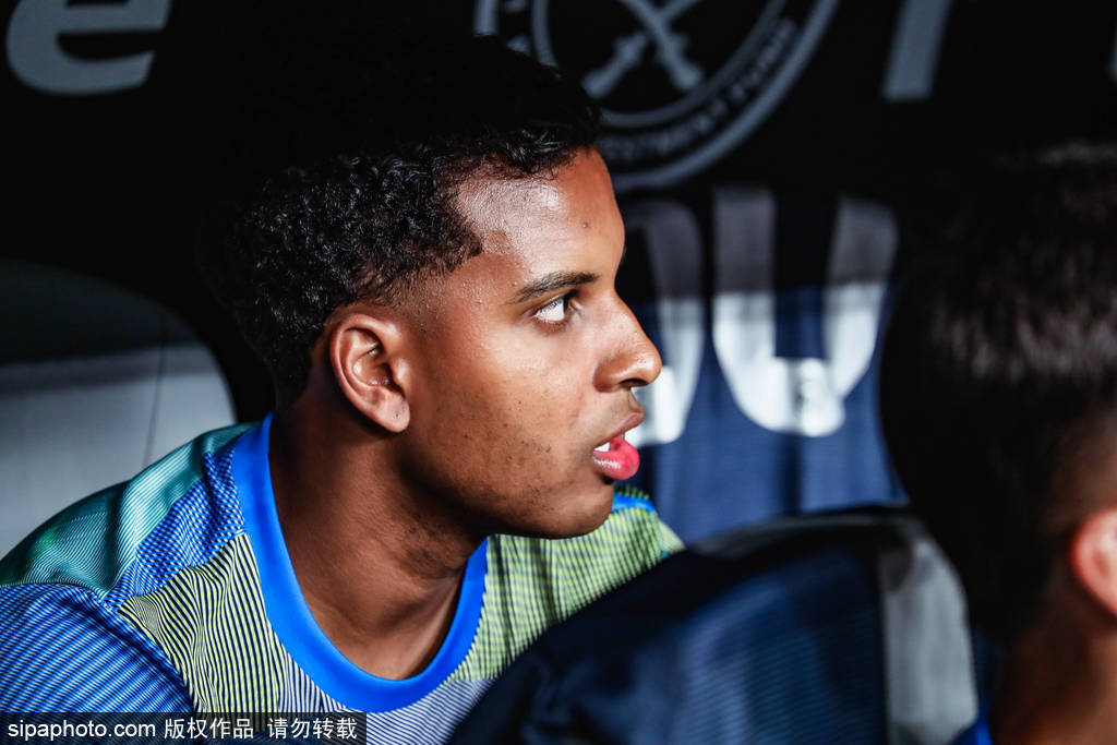 皇马天才罗德里戈陷入困境！恩师建议：西甲比英超更适合他