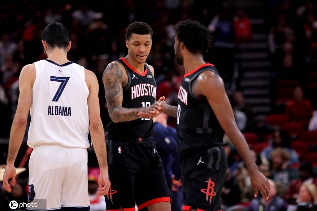 申京33+9+6杜兰特33分 火箭逆转灰熊